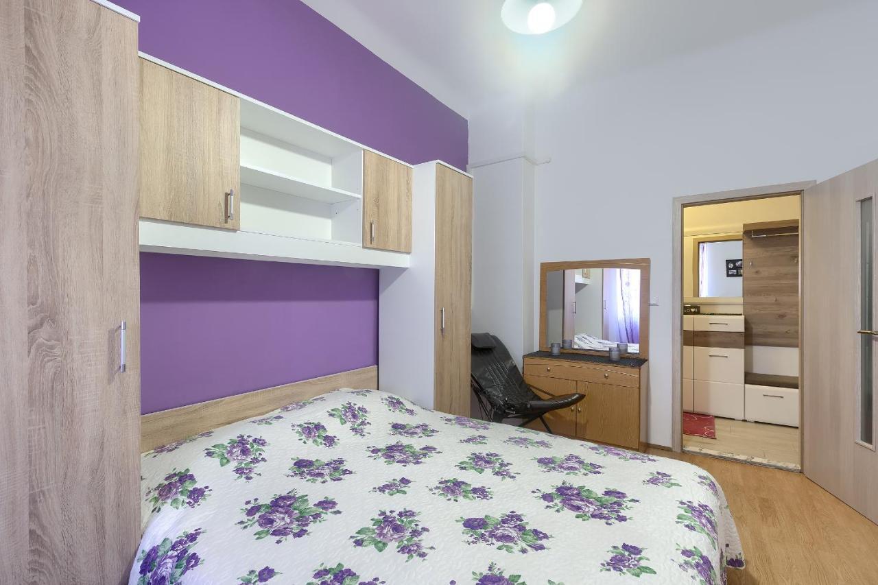 Aida Pula Apartment Buitenkant foto