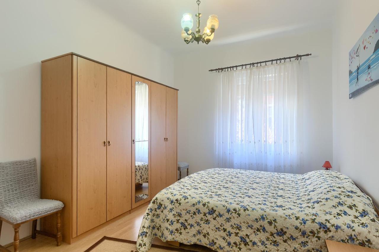 Aida Pula Apartment Buitenkant foto