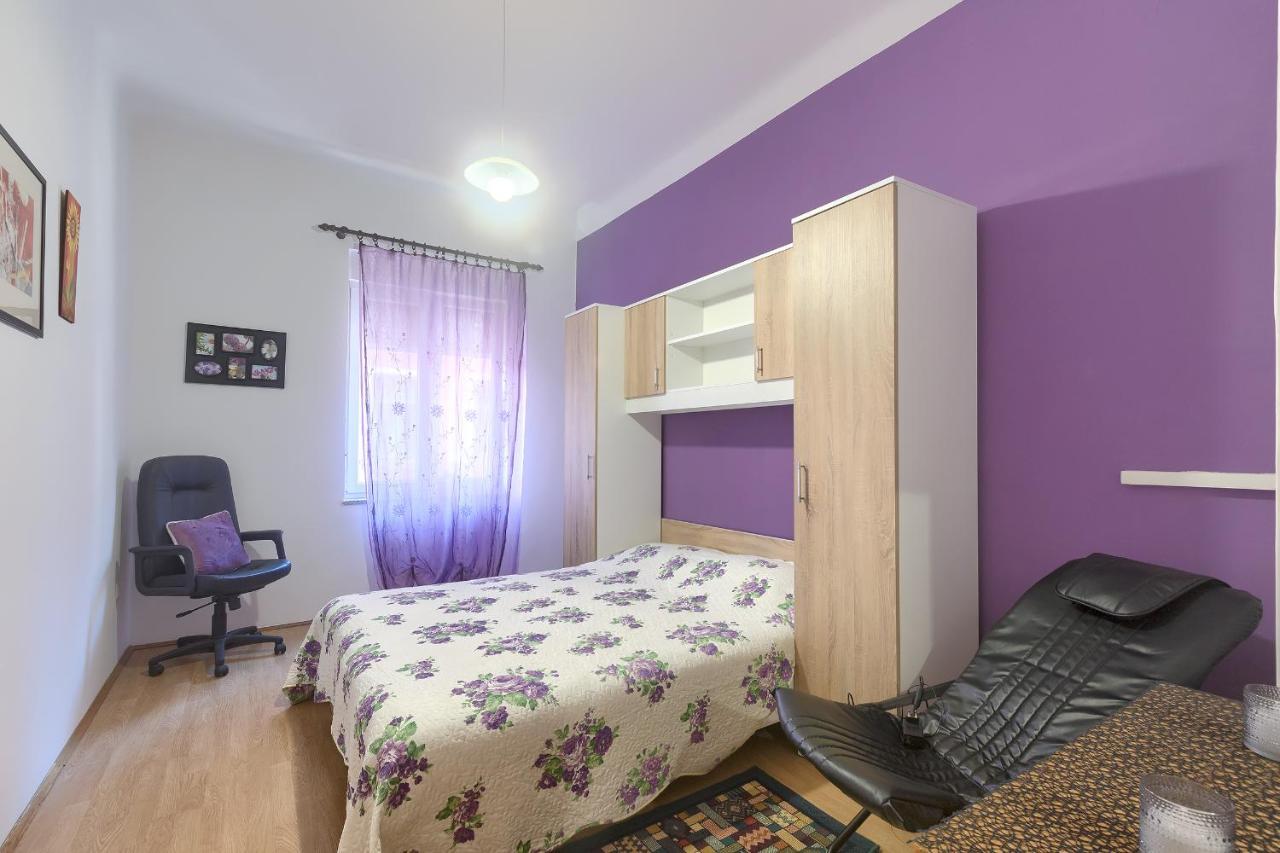 Aida Pula Apartment Buitenkant foto